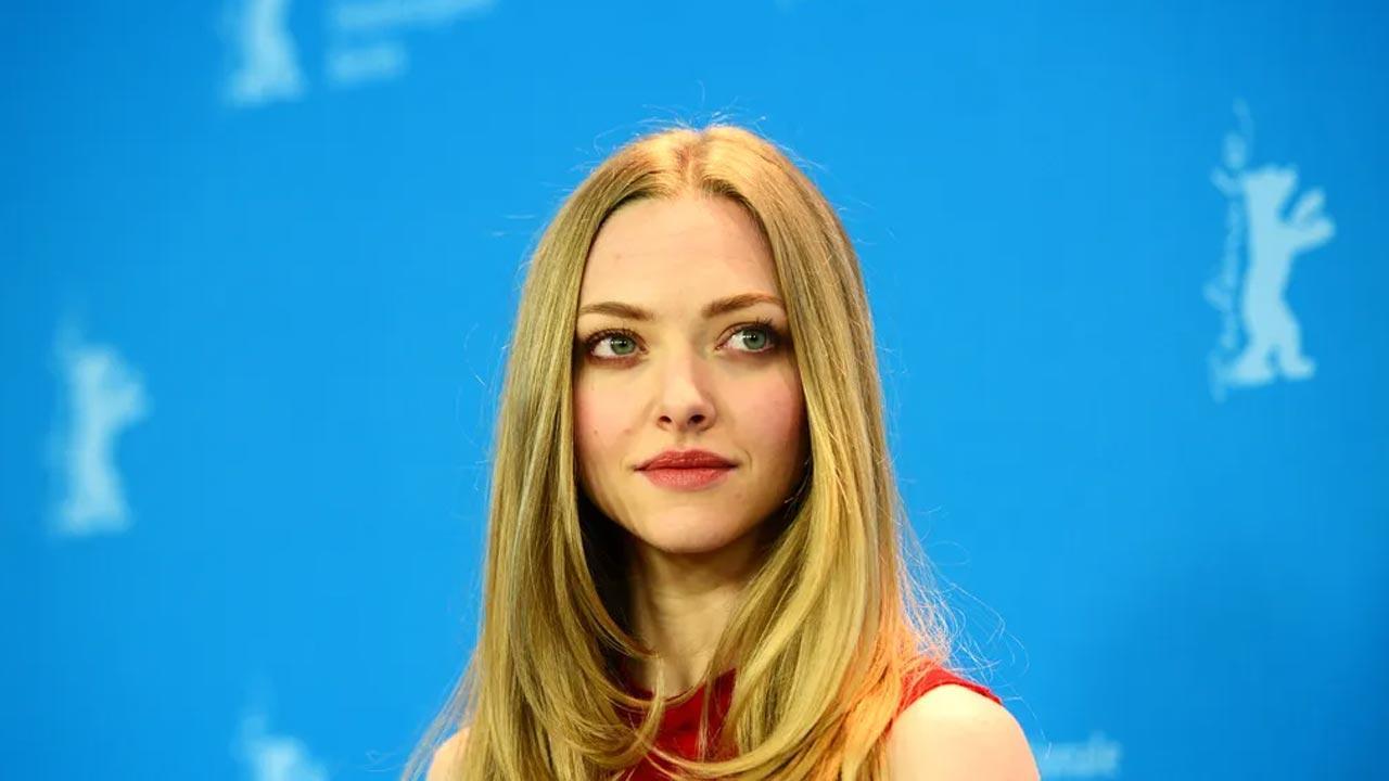 Amanda Seyfried Says She Regrets Shooting Nude Scenes At