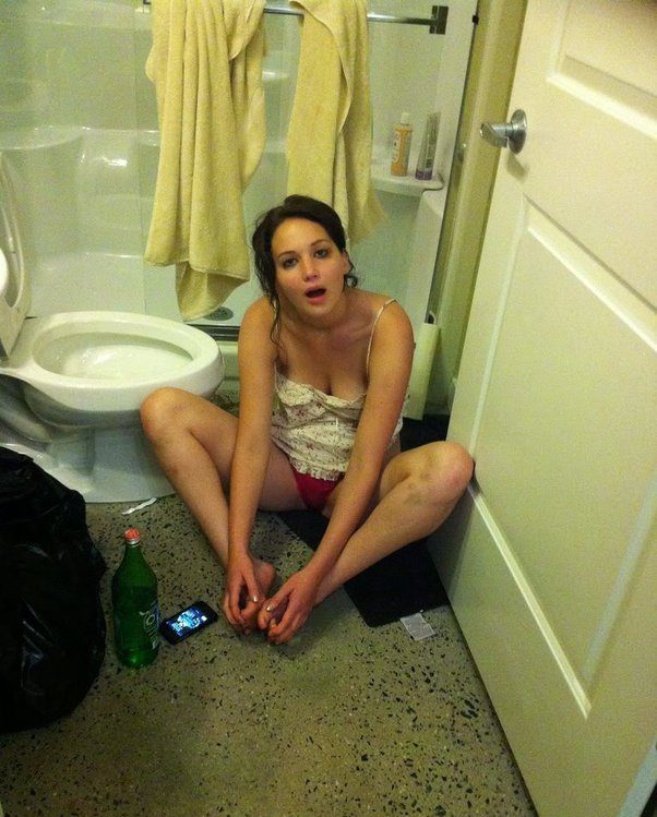 leaked pics of Jennifer Lawrence