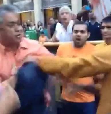 Sardesai manhandled by Modi fans outside U.S.