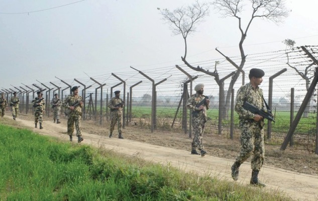 Tension rises along Indo-Pak border
