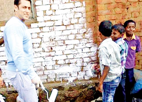 Salman-Khan paint village