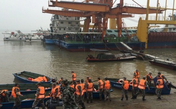 Atleast 400 Feared Dread As Passenger Ship Sinks In China