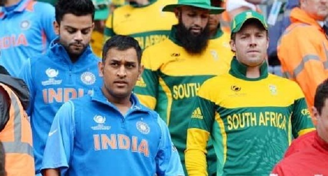 Dhoni back for Ind vs SA 2015