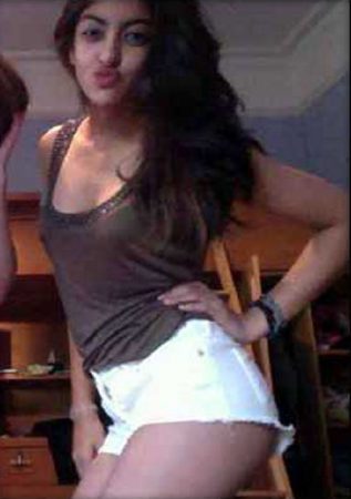 Navya Naveli hot bikini dance video goes viral