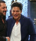Salman Khan and Shahrukh Khan party in Dubai!