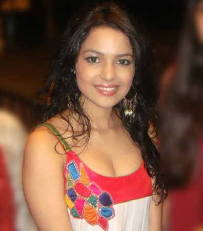  Chitrashi Rawat bikini