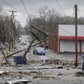 tornadoes hit US states
