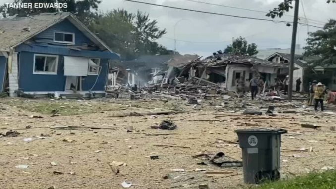Three people were killed Wednesday when a house exploded in the southern Indiana city of Evansville, authorities said.