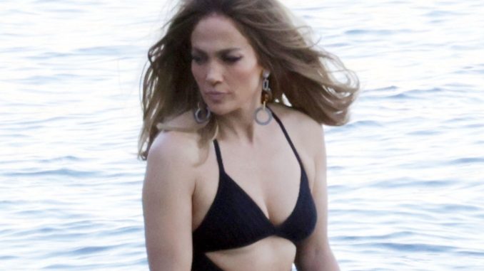 Jennifer Lopez Affleck Wore the Perfect Little Black Bikini in