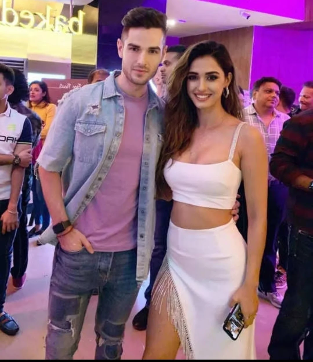 Photos: Disha Patani gets snapped with new boyfriend on a dinner date