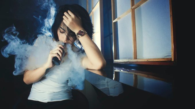 Number of people smoking in the UK drops; but more people used e-cigarettes