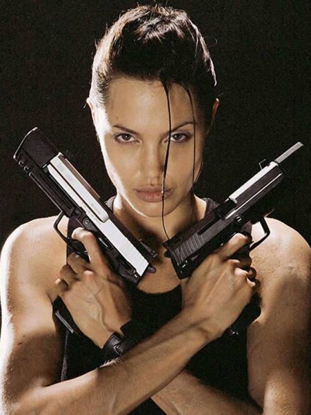 Top 10 Hollywood Action Heroines, include Charlize Theron, Jennifer Lawrence & Scarlett Johansson