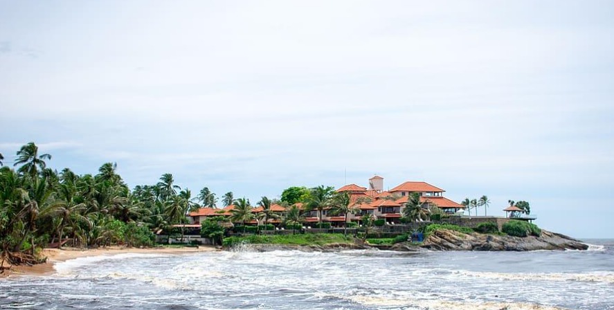 Bentota beach