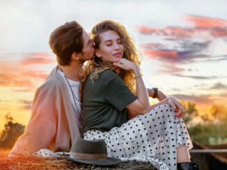 Happy Girlfriend Day 2023: Romantic wishes, messages, greetings and WhatsApp status