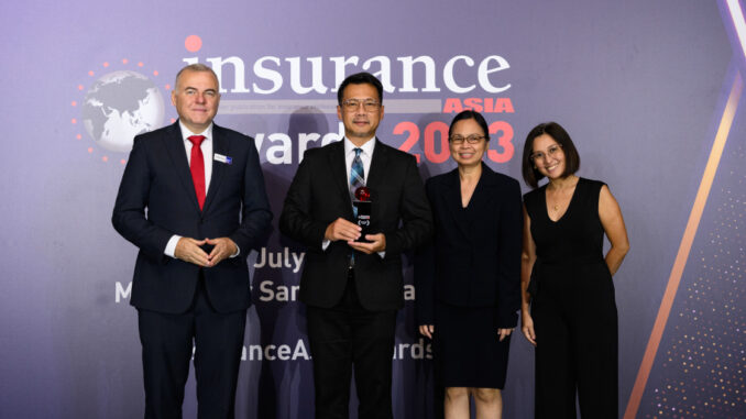 In photo: (2nd from left) Allan Tumbaga, Pru Life UK Executive Vice President and Chief Customer & Marketing Officer; Atty. Em Vallente, Pru Life UK Senior Vice President and Chief ESG, Legal and Government Relations Officer; and Cecille Fontanilla, Pru Life UK Assistant Vice President and Head of Corporate Affairs.
