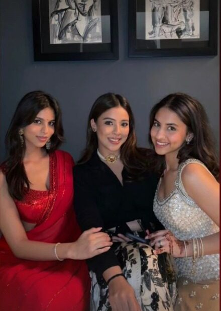 Just Suhana Khan Looking Exquisite In A Red Saree And Bindi