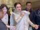 Rekha lashes out at a paparazzi for invading her privacy: Watch the video