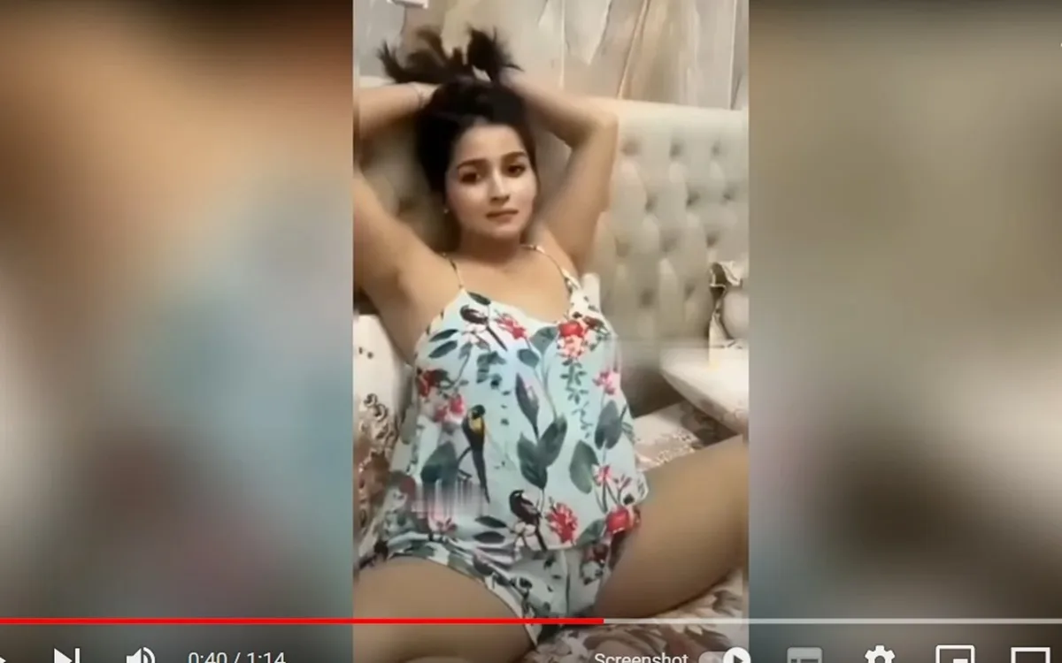 Aaliya Ki Pic Xxx - Watch: Alia Bhatt Deepfake Video Goes Viral on social media after Rashmika,  Katrina, Kajol- Netizens Outraged