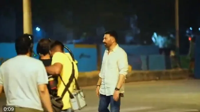 Watch: Sunny Deol Spotted Roaming Drunk On Mumbai Streets, 'Gadar' 2' Actor Clarifies
