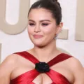 Selena Gomez Takes Social Media Hiatus Amid Golden Globes Controversy