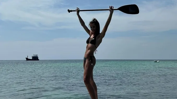 Referee's Sizzling Vacation: Bikini Fun and Paddleboarding Delight in Thailand