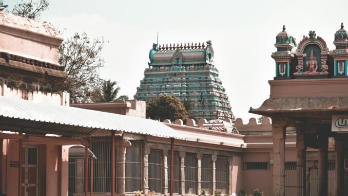 BackBack Karnataka: Siddaramaiah govt's temple tax bill defeated;