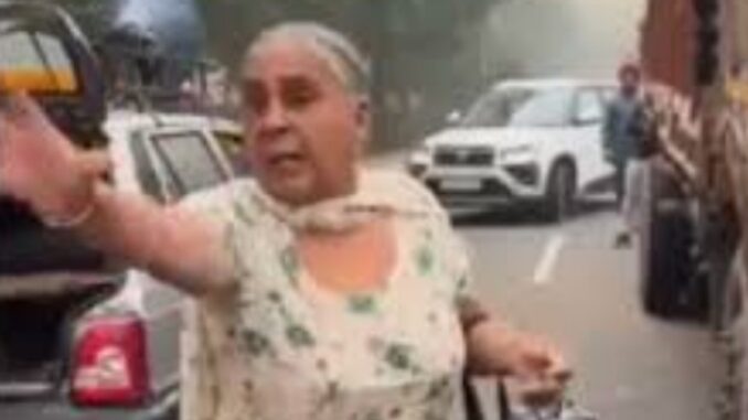 Fact Check: Viral Video Unrelated to Delhi Chalo March, Old Lady DID NOT Scream at Protesting Farmers