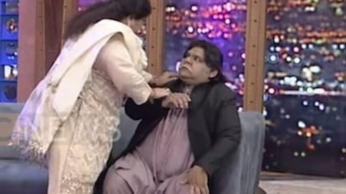 Pakistani Singer's On-Air Slap Over 'Honeymoon' Question Sparks Outrage