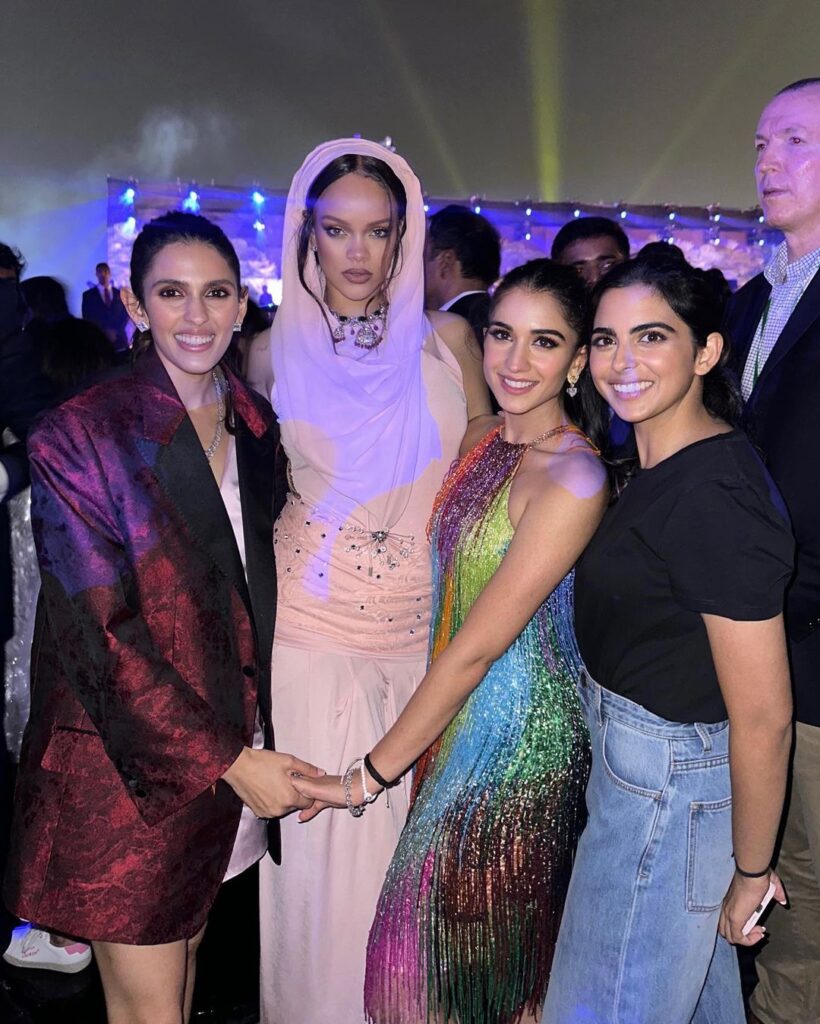   Rihanna with eh Ambani girls