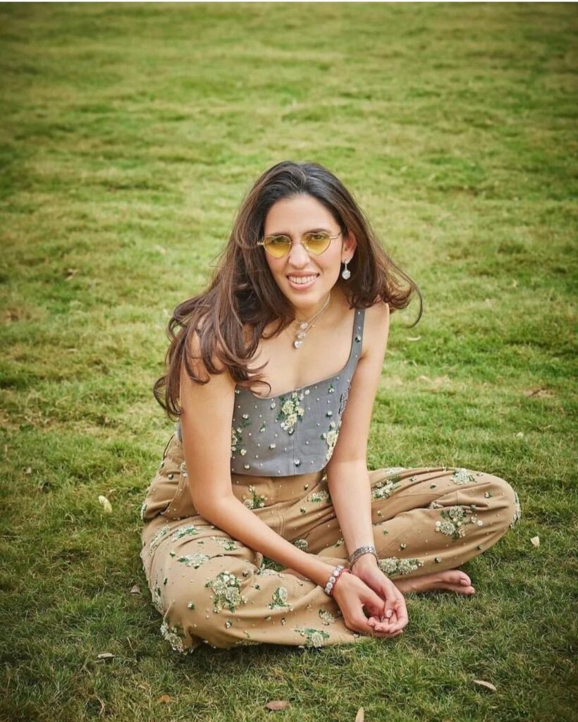 Rihanna and Janhvi Kapoor