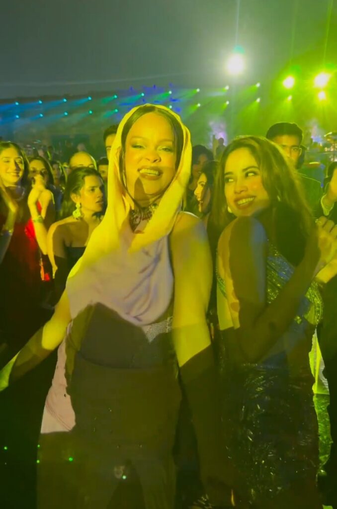 Watch: Rihanna and Janhvi Kapoor's Epic Dance Moment at Anant-Radhika's Pre-Wedding Goes Viral